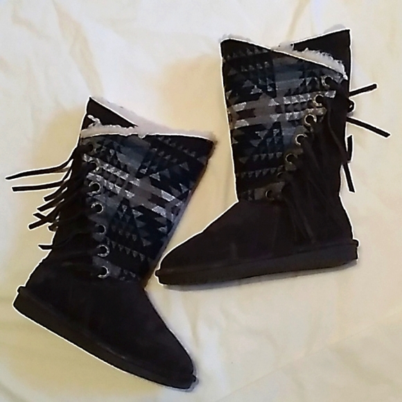 Womens Bearpaw suede leather brown and tan moccasin look boot size 6 - Picture 1 of 8